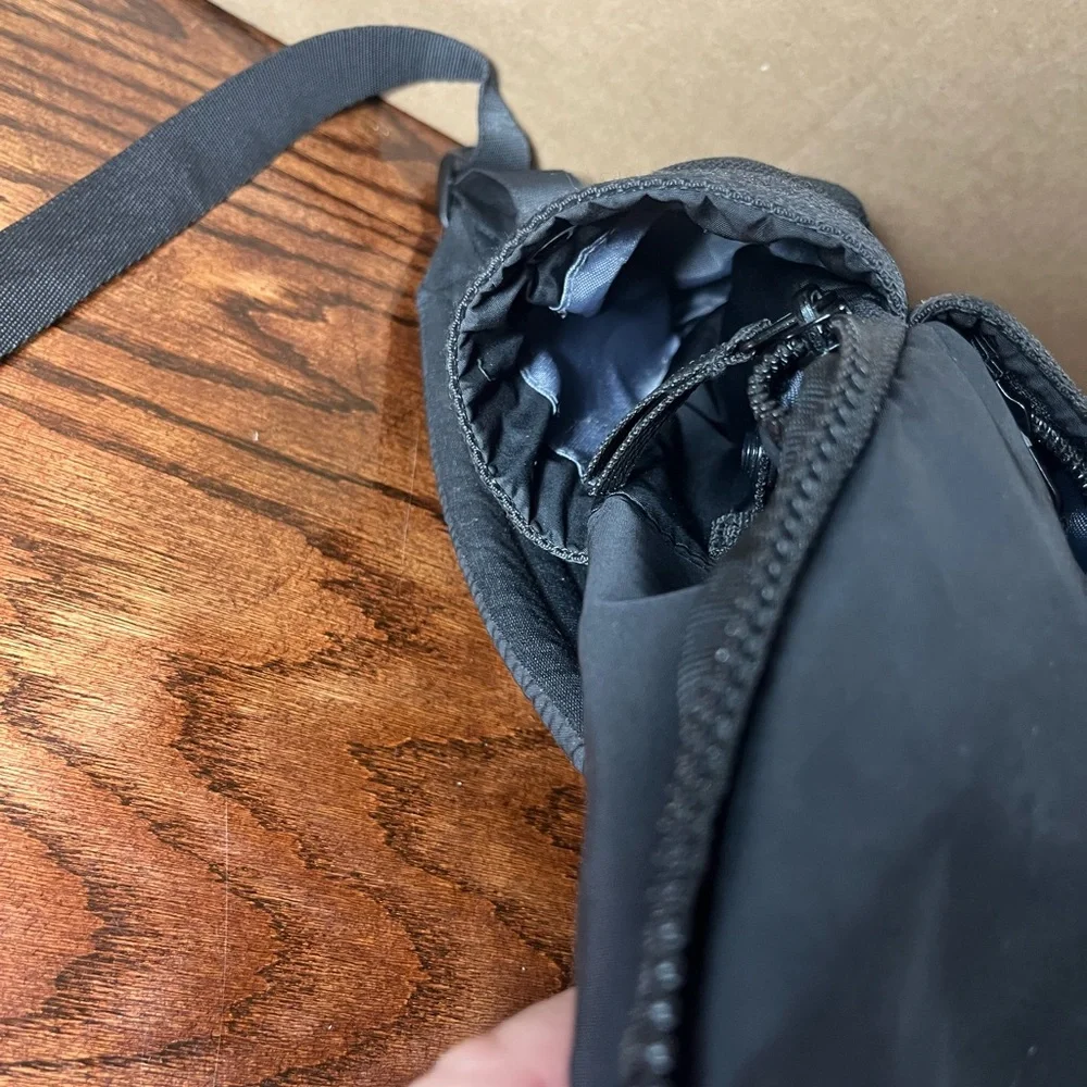 Adidas Backpack All Black Laptop Sleeve School Sport College Pockets Clean 90288 - Picture 7 of 7